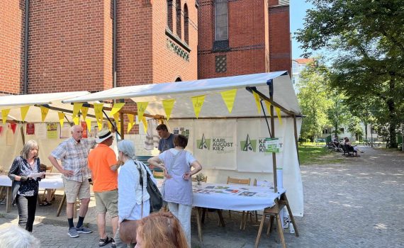 Stand auf dem Gemeindefest der Trinitatisgemeinde